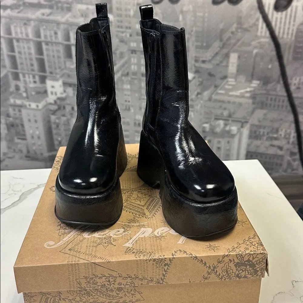 Free People Disco Days Black Patent Leather Platform Boots Sz 36 US 5.5-6